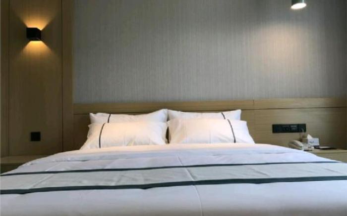 City Comfort Inn Qingyuan Yingde Weiduoli Square