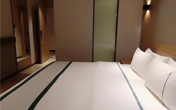 City Comfort Inn Qingyuan Yingde Weiduoli Square
