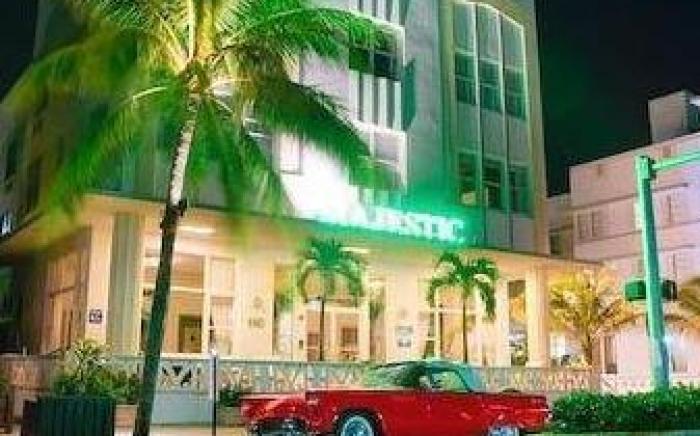 Majestic Hotel South Beach