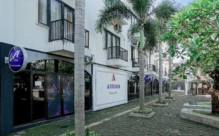 Jember Town Square Apartment by Calli Rooms