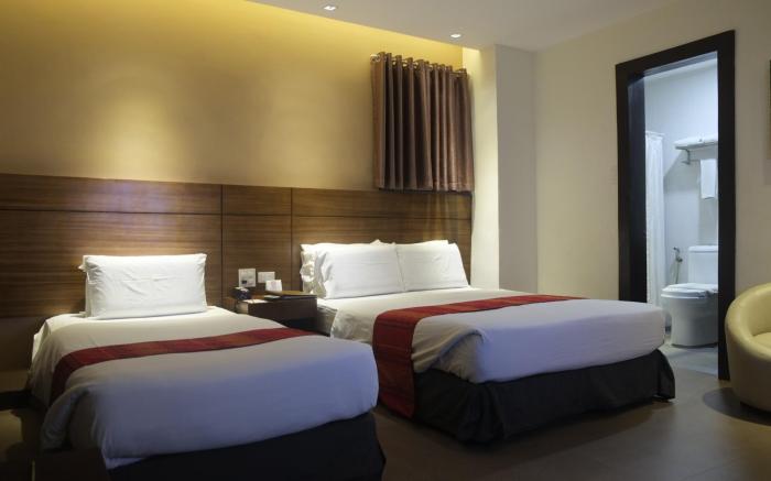 Castle Peak Hotel