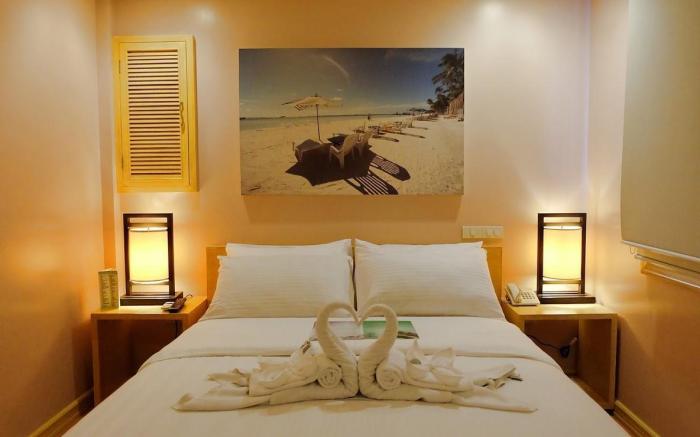 Shore Time Hotel