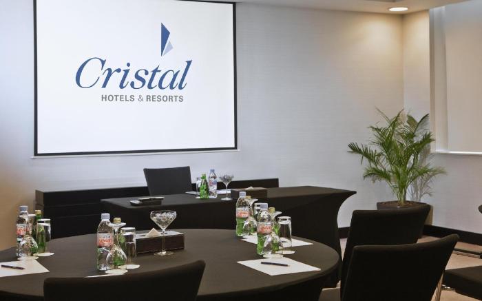 Cristal Hotel Abu Dhabi