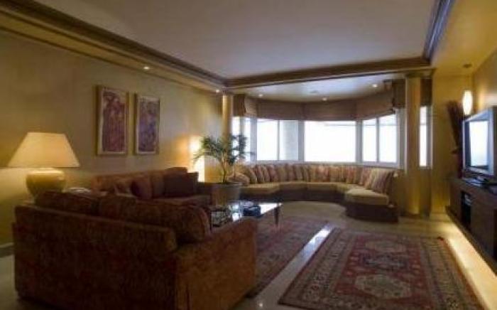 Lahoya Suites