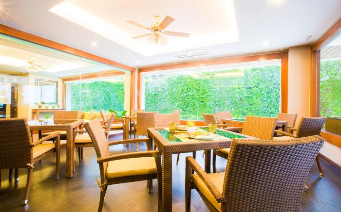 Romantic Khon Kaen Hotel