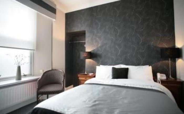 Brisbane House Hotel