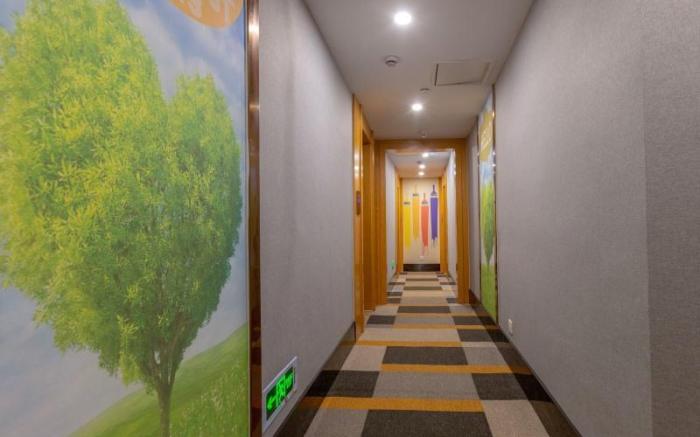 Shell Hotel Changzhou North Railway Station Global Harbor Metro Station