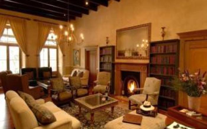 Pontac Manor Hotel & Restaurant