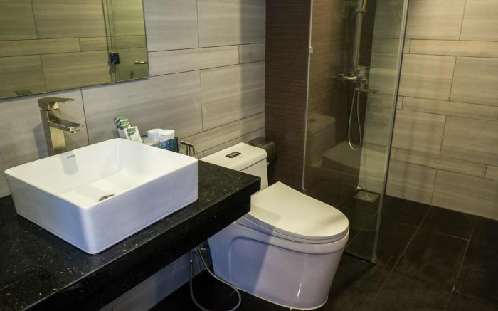 Meriton Hotel