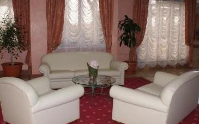 Hotel Palace 2000