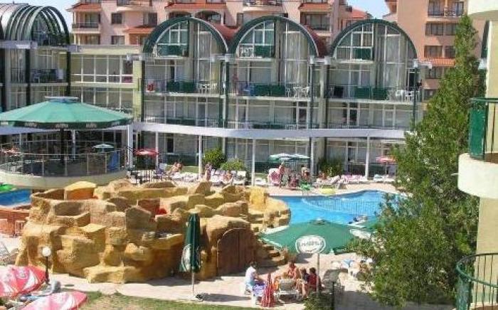 Sunny Day Club Hotel