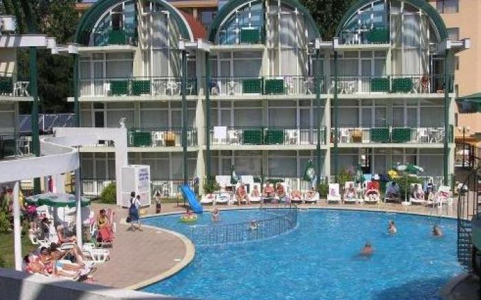 Sunny Day Club Hotel
