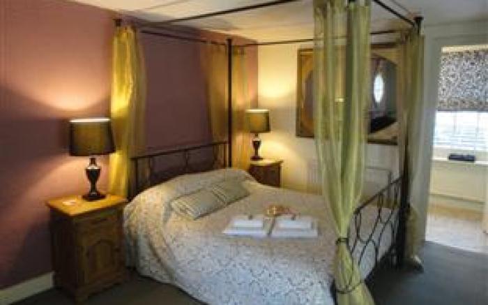 Longs Inn Hotel