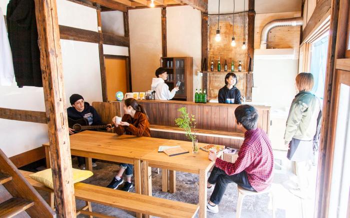 Fukuoka Guesthouse SHIP