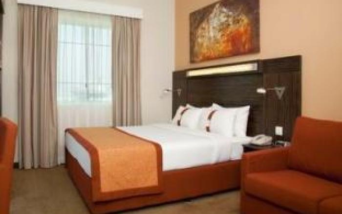 Holiday Inn Express Dubai, Jumeirah By IHG