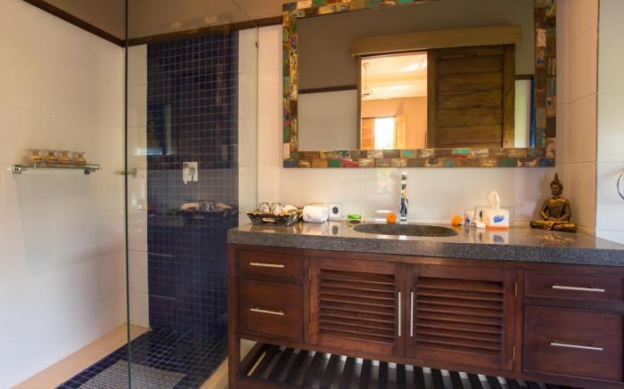 Solo Villas & Retreat