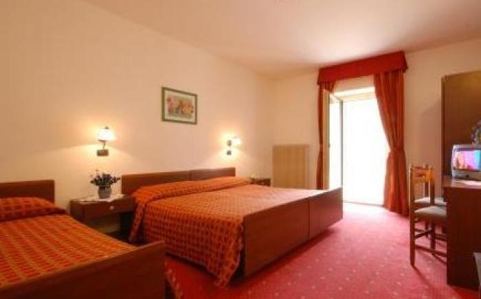 Hotel Adamello