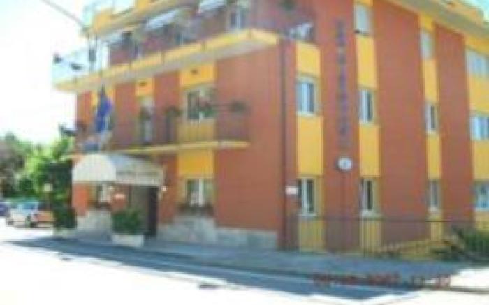 Hotel Capri