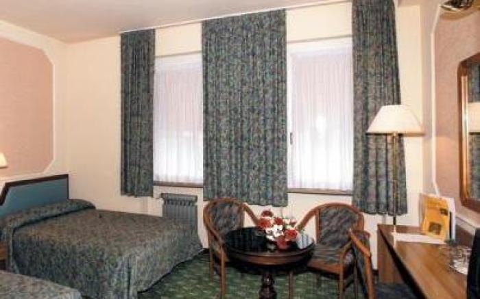 Hotel Elena