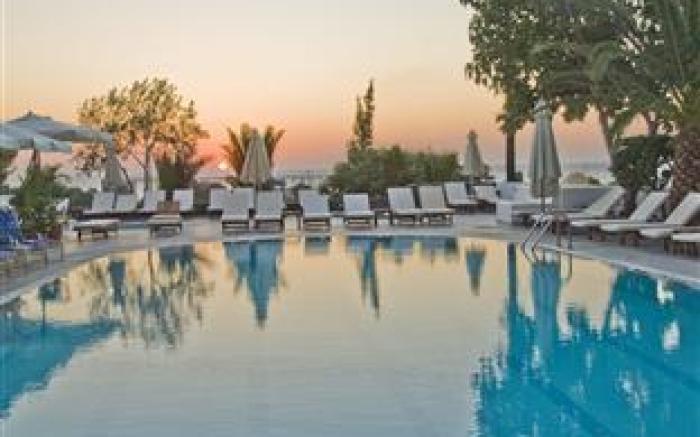 Makarios Hotel