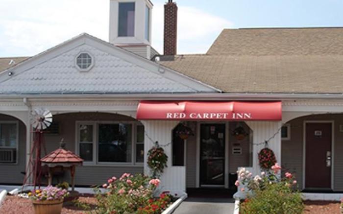 Red Carpet Inn West Springfield