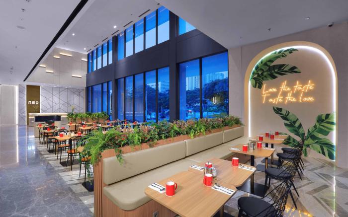Neo Hotel Puri Indah