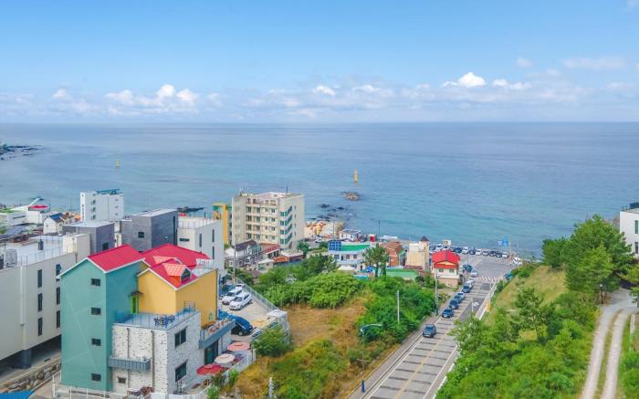 Donghae Red Roof Pension