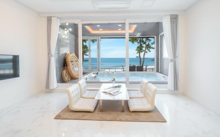 Pohang Playbeach Poolvilla