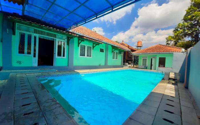Villa Andri 3 Kamar Kolam Pribadi Dekat Kota Bunga
