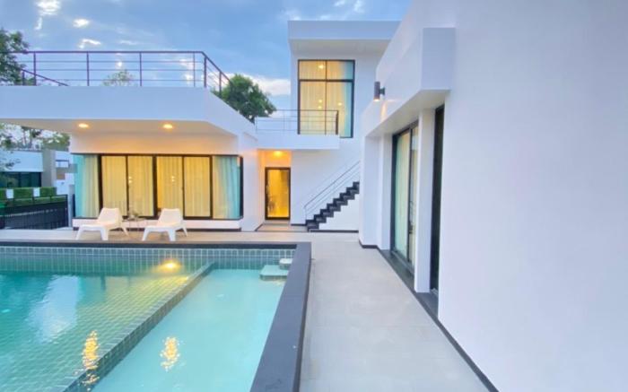Lake view [24] pool villa pattaya