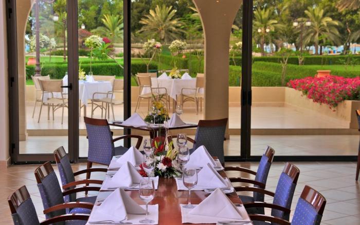 Dhafra Beach hotel