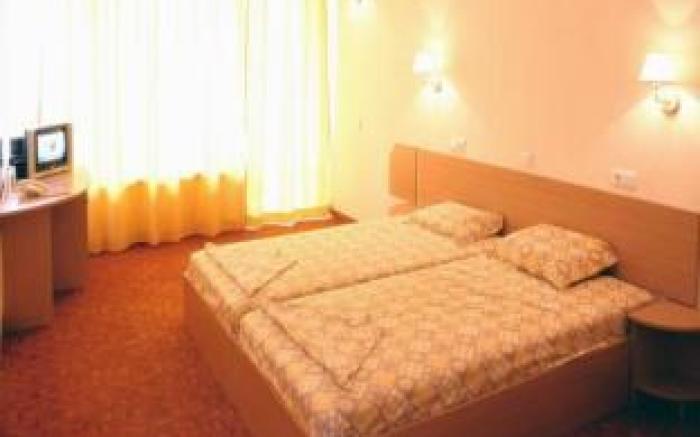 Vezhen Hotel - Free Parking