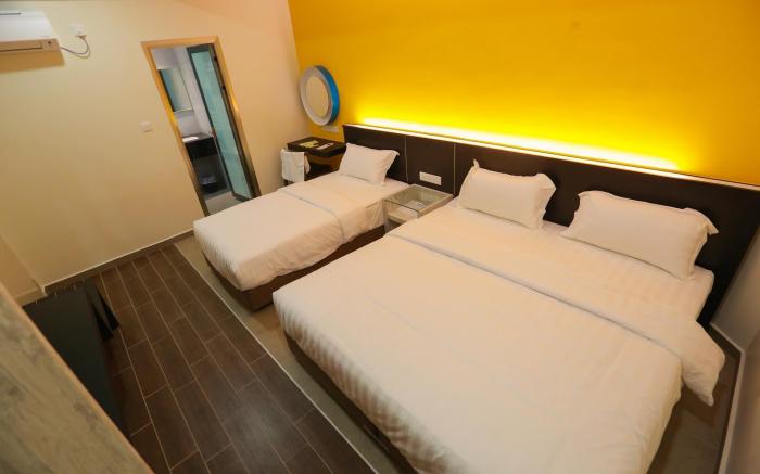 Pantai Regal Hotel