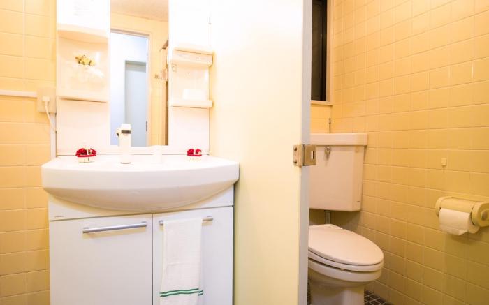 1.2.3 Guest House