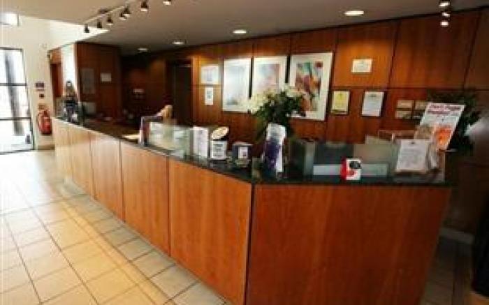 Days Inn by Wyndham Stevenage North