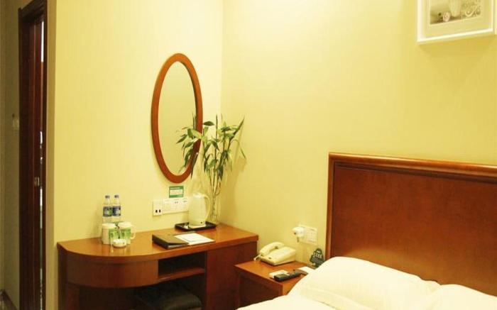 GreenTree Inn Suzhou Changshu Xinzhuang Town Qingfang Garden Express Hotel