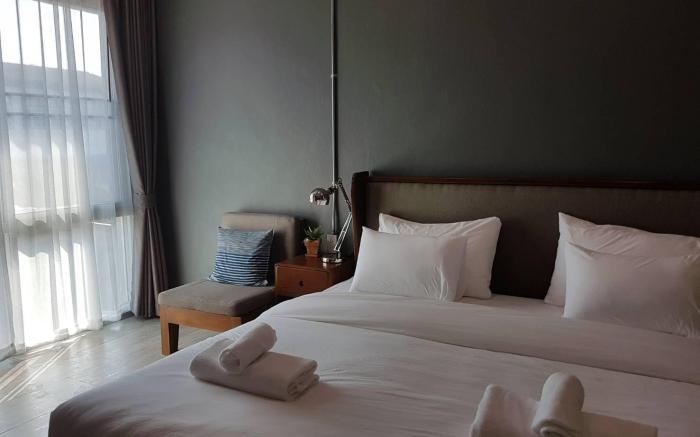 Mon-Dee Mini Hotel