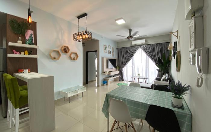 Prestige Sky(A7-7) - 2 BR with Wifi & Riverview