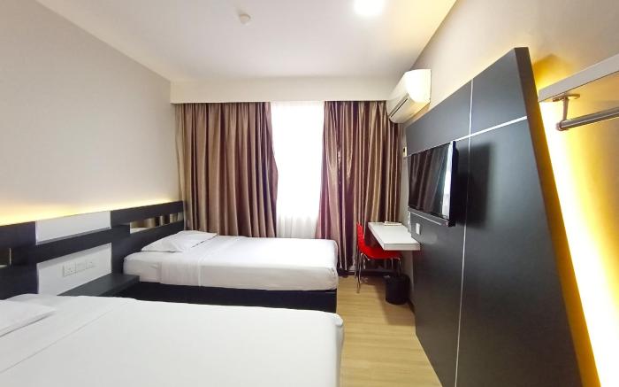 OYO 90091 Hi Inn