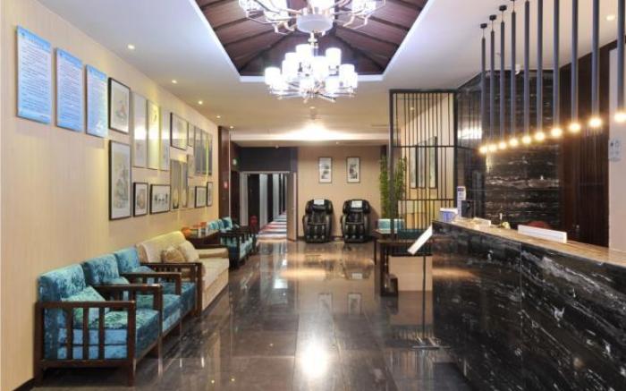 Borrman Hotel Chengdu Chunxi Road Tianfu Square Metro Station