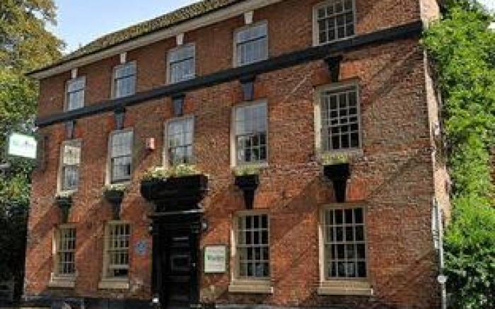 Chequers Inn by Greene King Inns