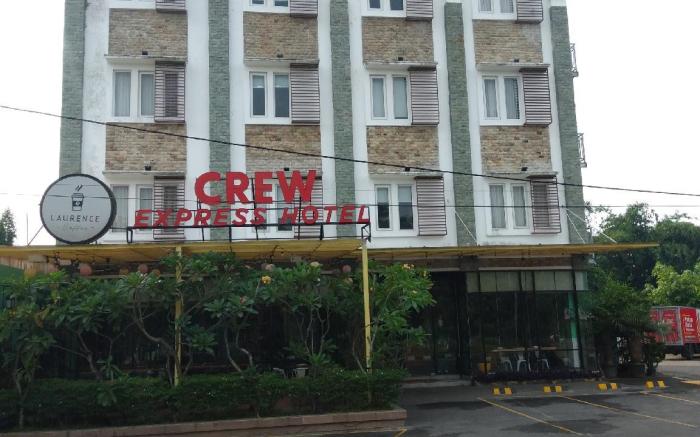 CREW EXPRESS Hotel