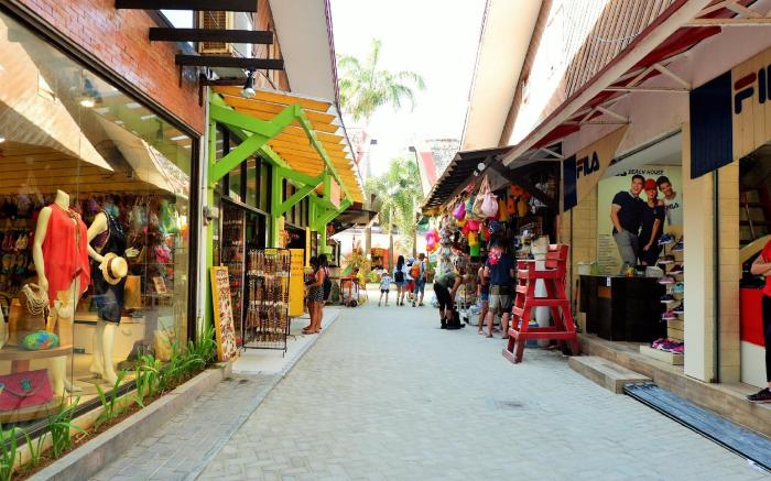 Luxx Boutique Boracay