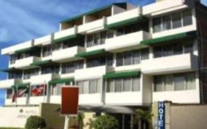 Hotel Arboledas Expo