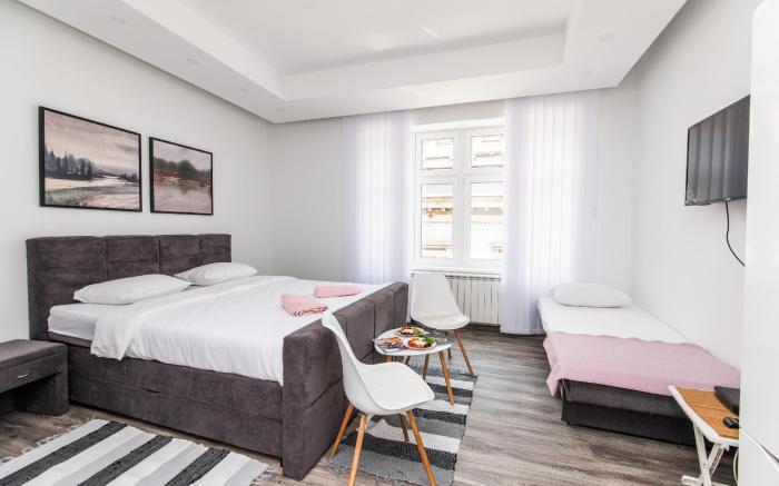 Sqm150 Apartment with 4 units! GREAT FOR GROUPS