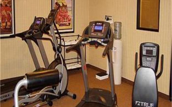 Holiday Inn Express Hotel & Suites DFW West - Hurst By IHG