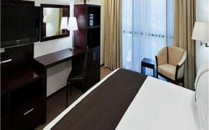 Holiday Inn Hotel & Suites Mexico Medica Sur By IHG