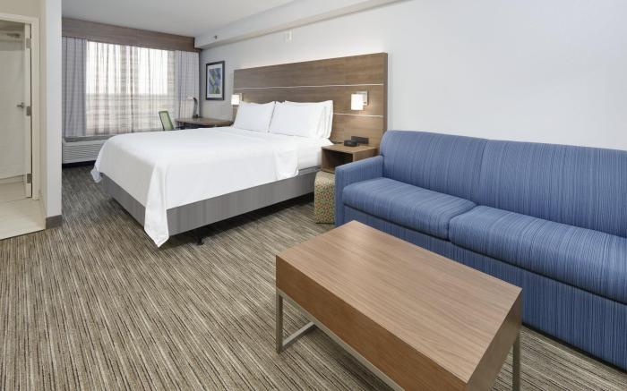 Holiday Inn Express Hotel & Suites - Irving Convention Center - Las Colinas By IHG