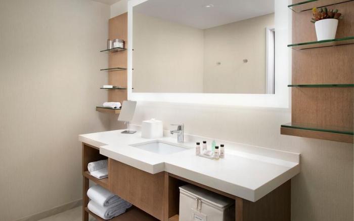 Delta Hotels Seattle Everett