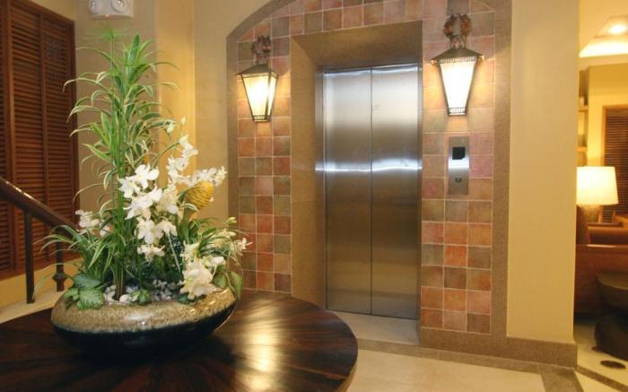 Crown Regency Prince Resort